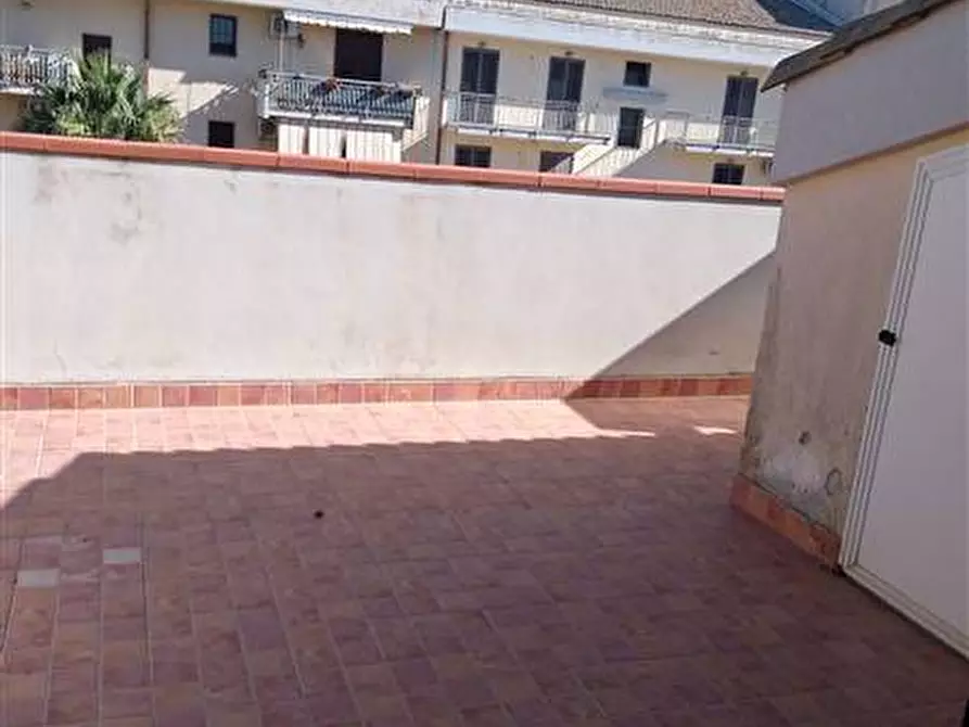 Immagine 22 di Attico in vendita  in VIA SCIASCIA 17 a Floridia