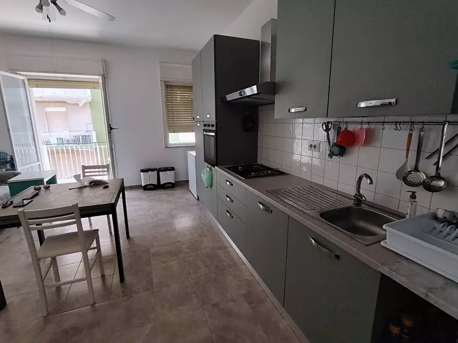 Immagine 4 di Appartamento in vendita  in VIA FRATELLI AMATO 5 a Floridia