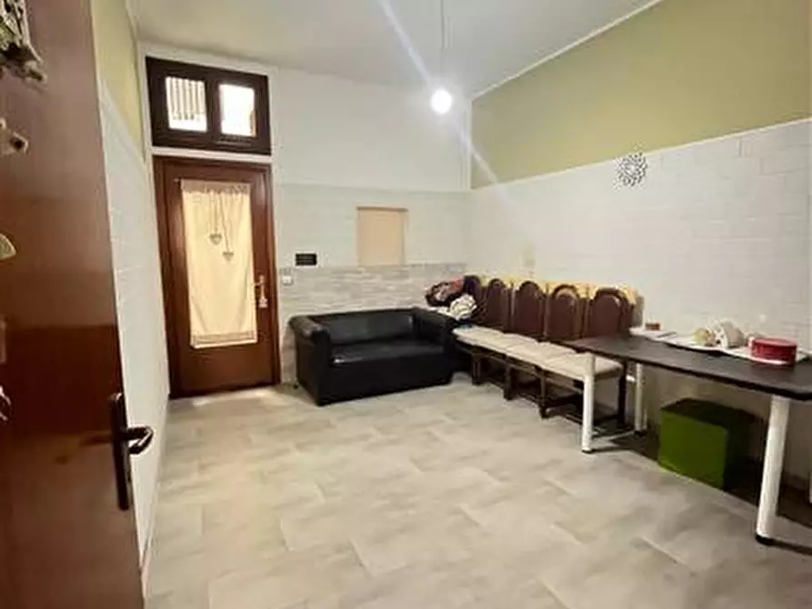 Immagine 14 di Casa indipendente in vendita  a Solarino