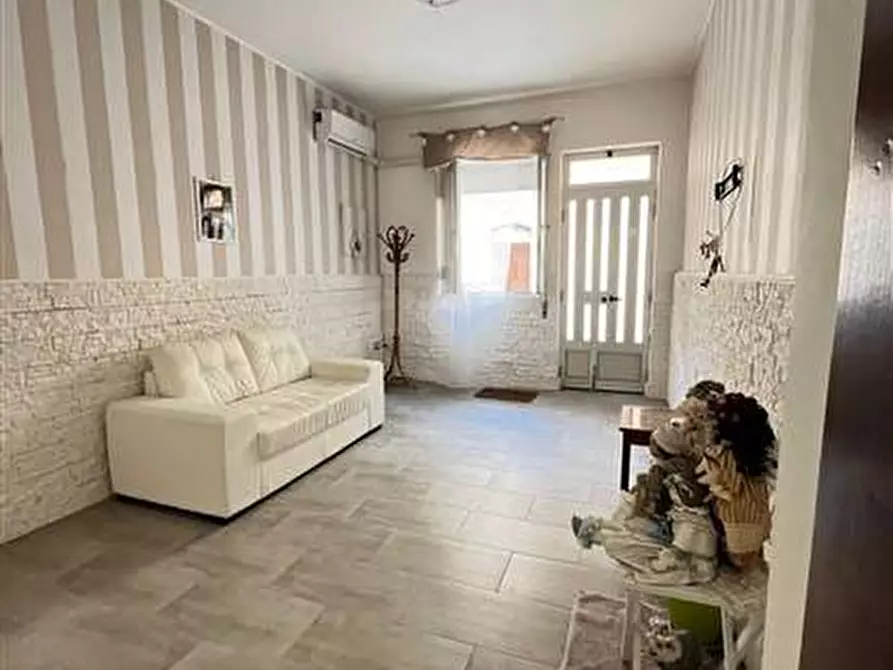 Immagine 4 di Casa indipendente in vendita  a Solarino