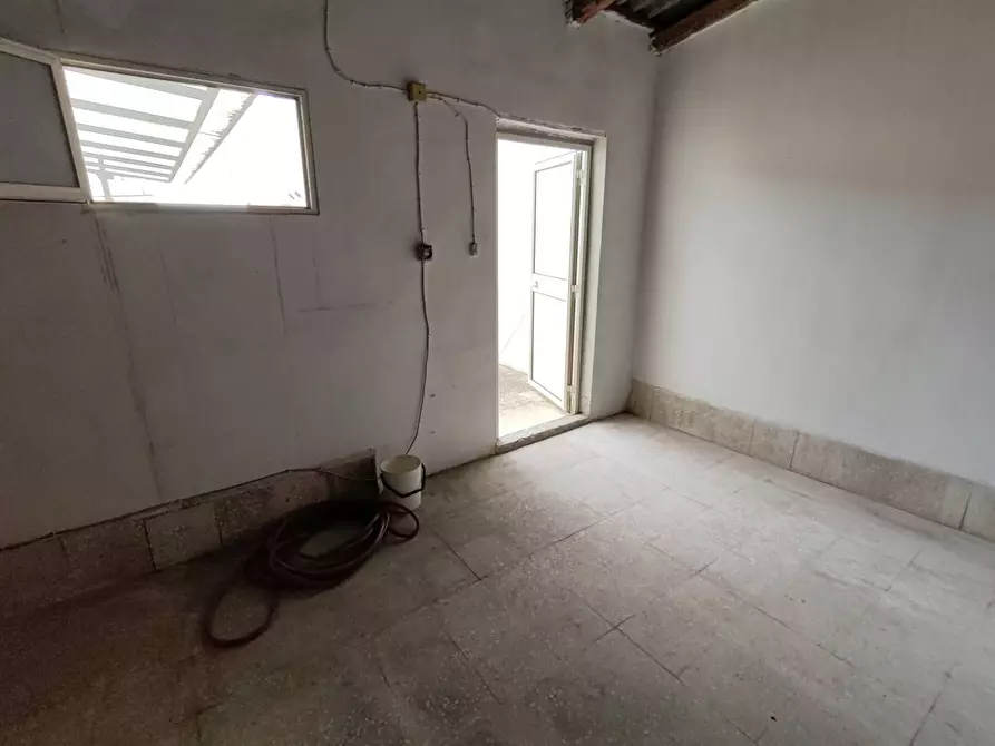 Immagine 62 di Casa indipendente in vendita  a Floridia