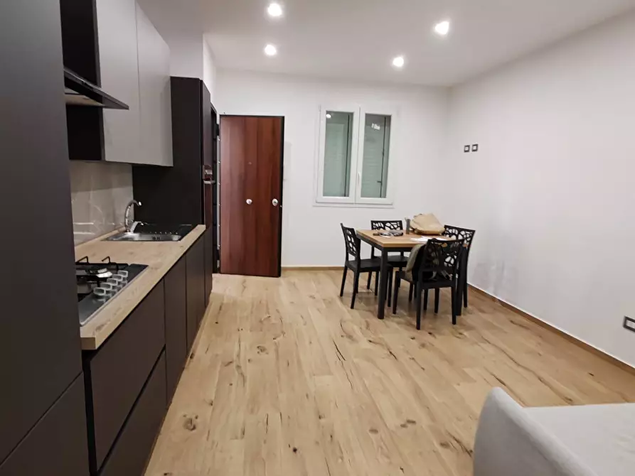 Immagine 8 di Appartamento in vendita  in LAIMO DA LENTINI 23 a Siracusa