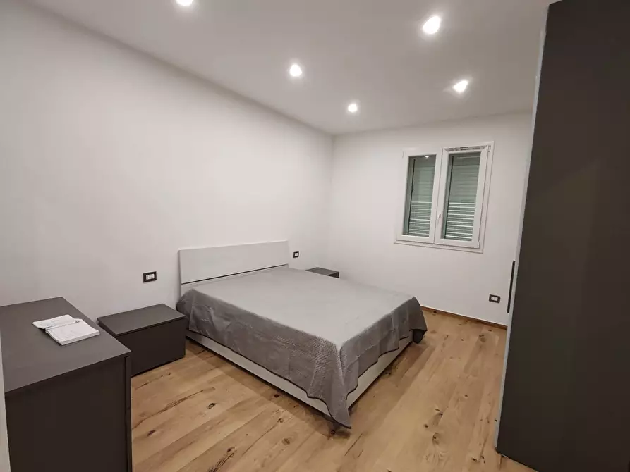 Immagine 19 di Appartamento in vendita  in LAIMO DA LENTINI 23 a Siracusa