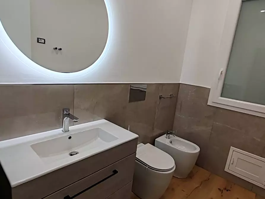 Immagine 25 di Appartamento in vendita  in LAIMO DA LENTINI 23 a Siracusa