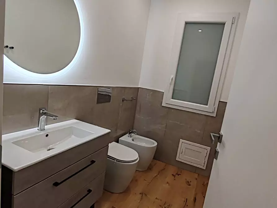 Immagine 27 di Appartamento in vendita  in LAIMO DA LENTINI 23 a Siracusa