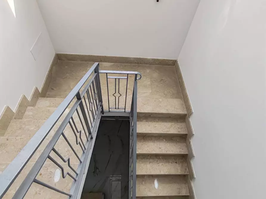 Immagine 36 di Appartamento in vendita  in LAIMO DA LENTINI 23 a Siracusa