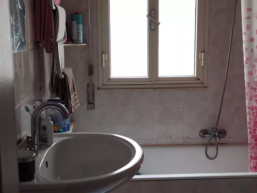 Immagine 6 di Appartamento in vendita  in VIA BORDONARO 45 a Floridia