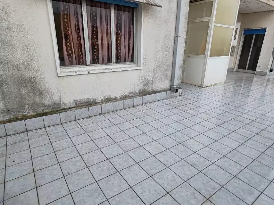 Immagine 33 di Appartamento in vendita  in VIALE TURATI 70 a Floridia