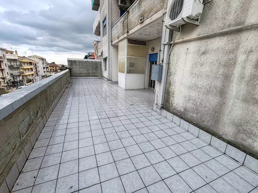 Immagine 35 di Appartamento in vendita  in VIALE TURATI 70 a Floridia