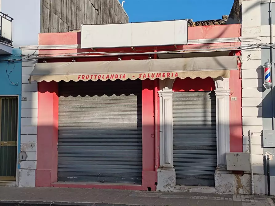 Immagine 1 di Attività commerciale in vendita  in VIALE VITTORIO VENETO 52 a Floridia