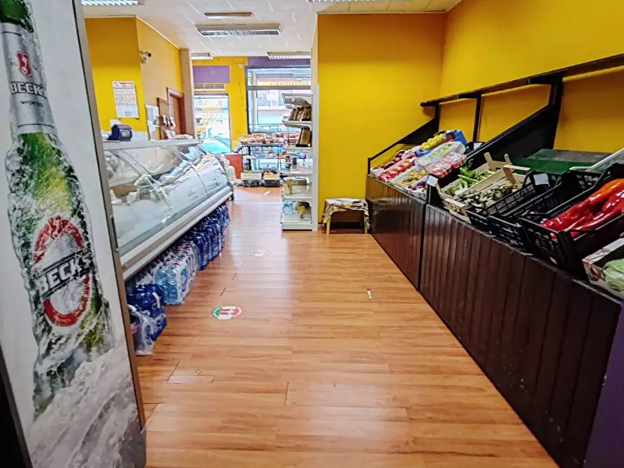 Immagine 2 di Attività commerciale in vendita  in VIALE VITTORIO VENETO 52 a Floridia