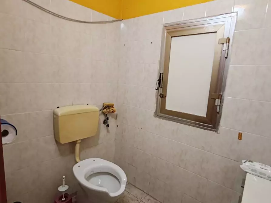 Immagine 19 di Attività commerciale in vendita  in VIALE VITTORIO VENETO 52 a Floridia