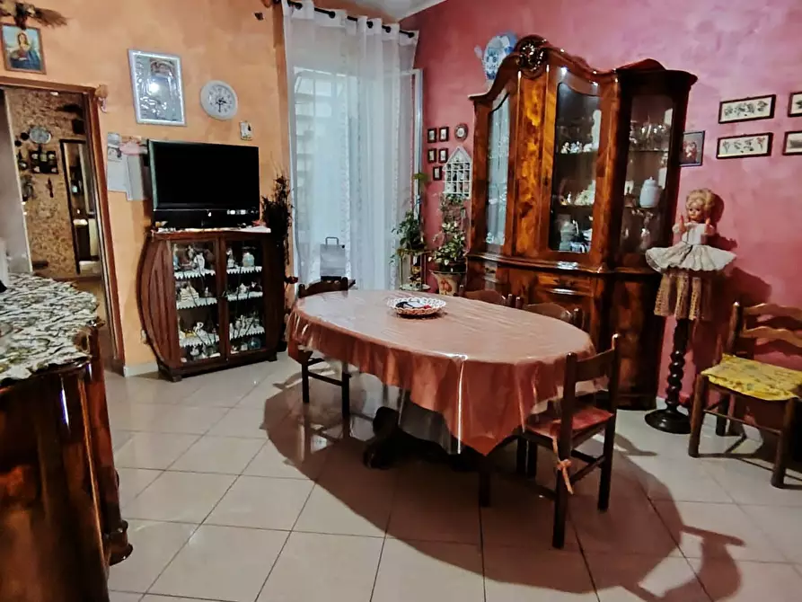 Immagine 2 di Casa indipendente in vendita  in FRATELLI AMATO 44 a Floridia