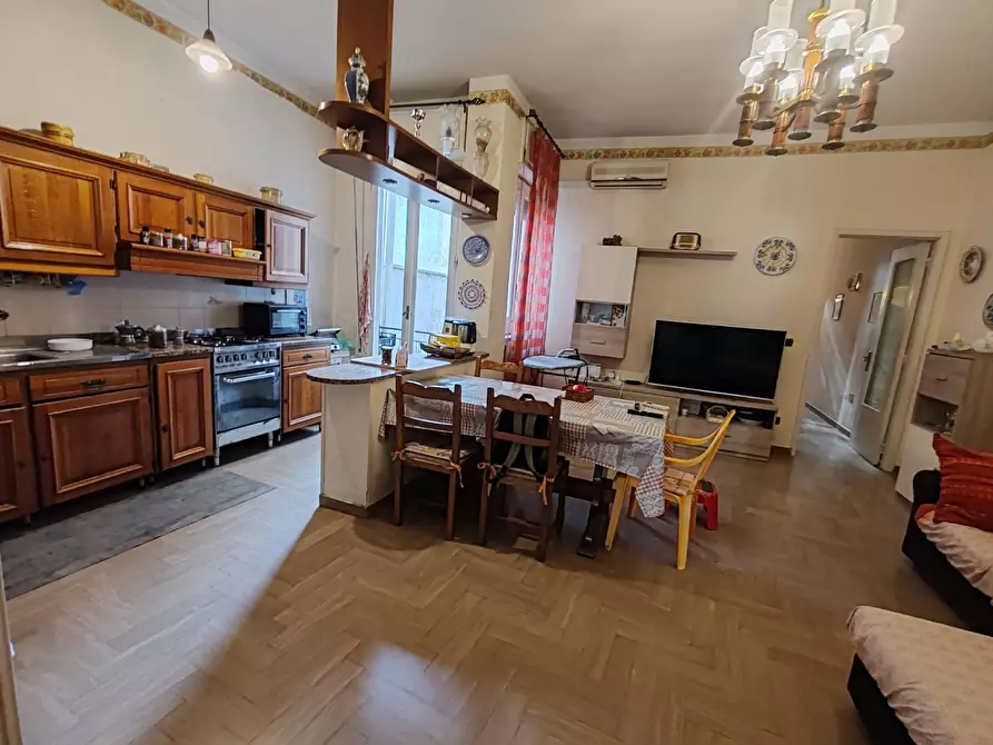 Immagine 2 di Casa indipendente in vendita  a Floridia