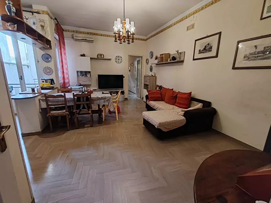 Immagine 13 di Casa indipendente in vendita  a Floridia