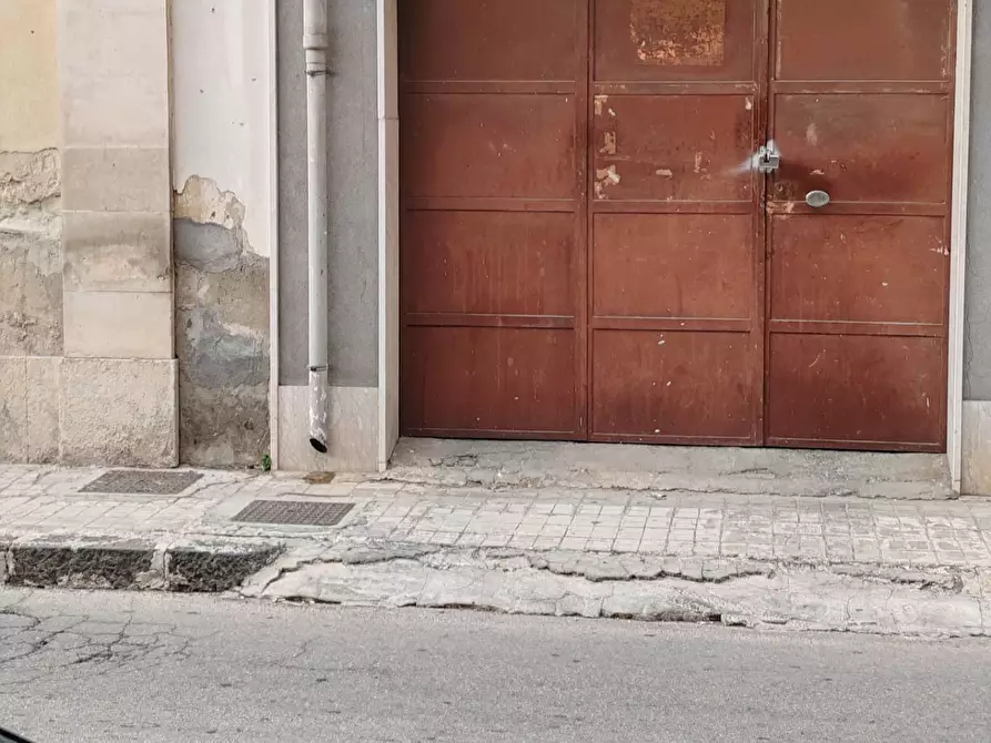 Immagine 3 di Magazzino in vendita  in VIA GIUSTI 53 a Floridia