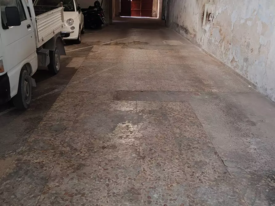 Immagine 5 di Magazzino in vendita  in VIA GIUSTI 53 a Floridia
