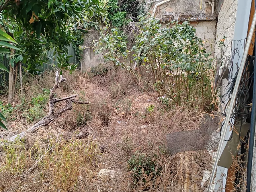 Immagine 13 di Magazzino in vendita  in VIA GIUSTI 53 a Floridia