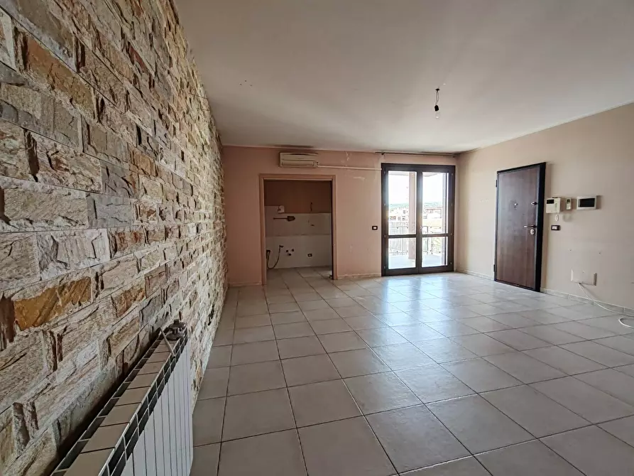 Immagine 3 di Appartamento in vendita  in CORSO DI VITTORIO 52 a Floridia