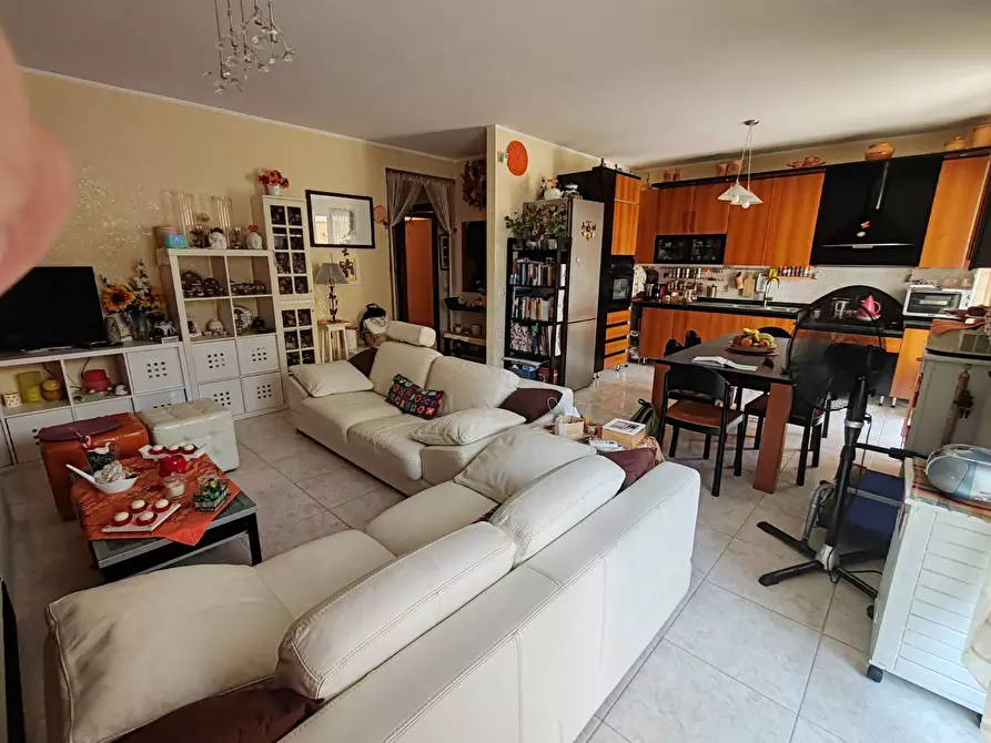 Immagine 3 di Appartamento in vendita  in CORSO VITTORIO EMANUELE 694 a Floridia