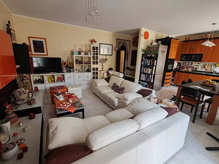 Immagine 4 di Appartamento in vendita  in CORSO VITTORIO EMANUELE 694 a Floridia