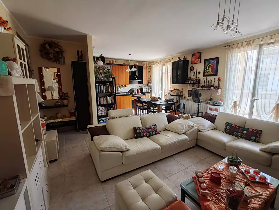 Immagine 1 di Appartamento in vendita  in CORSO VITTORIO EMANUELE 694 a Floridia