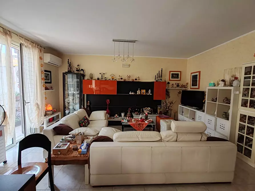 Immagine 13 di Appartamento in vendita  in CORSO VITTORIO EMANUELE 694 a Floridia