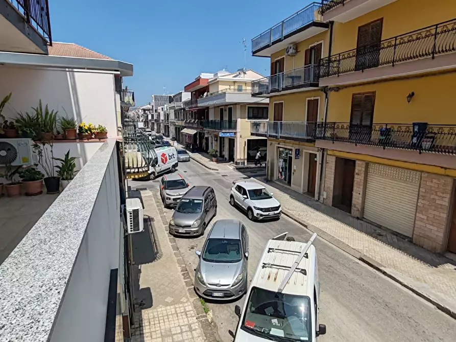 Immagine 39 di Appartamento in vendita  in CORSO VITTORIO EMANUELE 694 a Floridia