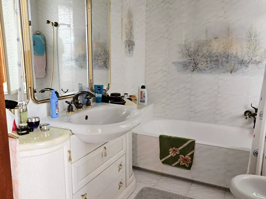 Immagine 58 di Appartamento in vendita  in VIA MANZONI 34 a Floridia