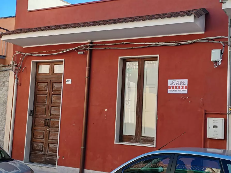 Immagine 1 di Casa indipendente in vendita  in VIA ROMA 121 a Solarino