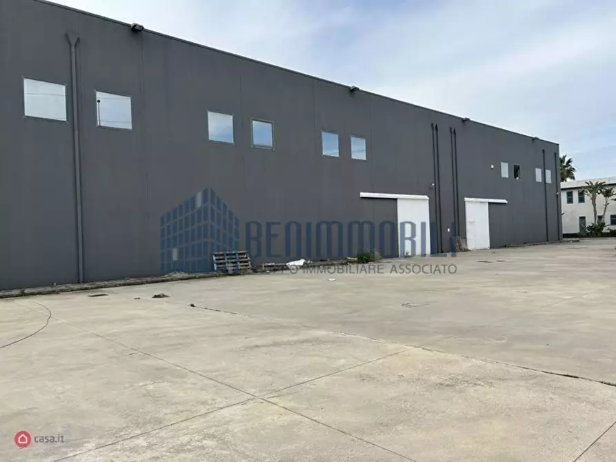 Immagine 1 di Capannone industriale in affitto  in Castegnato a Cimbergo