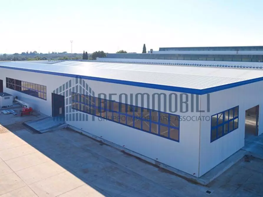 Immagine 2 di Capannone industriale in affitto  in Castegnato a Cimbergo