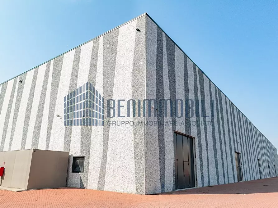 Immagine 13 di Capannone industriale in affitto  in Castegnato a Cimbergo