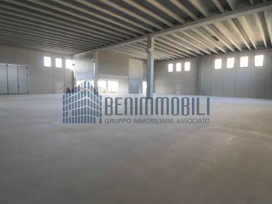 Immagine 7 di Capannone industriale in vendita  in Campo Maggiore 40 a Rovato