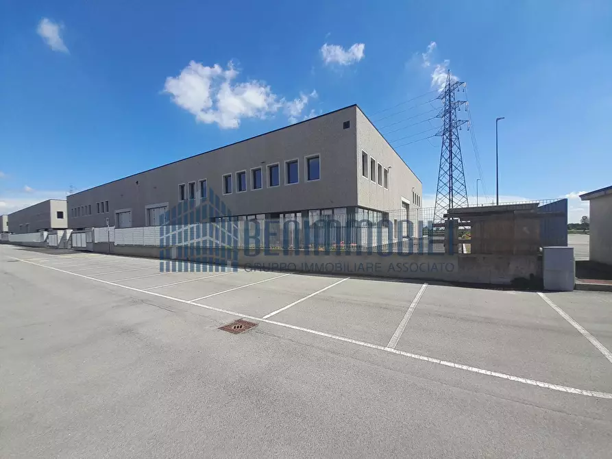 Immagine 14 di Capannone industriale in vendita  in Campo Maggiore 40 a Rovato