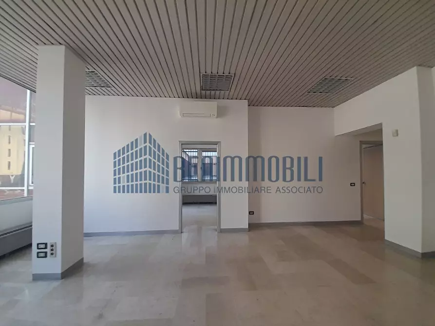 Immagine 25 di Ufficio in vendita  in Via Creta 6 a Brescia