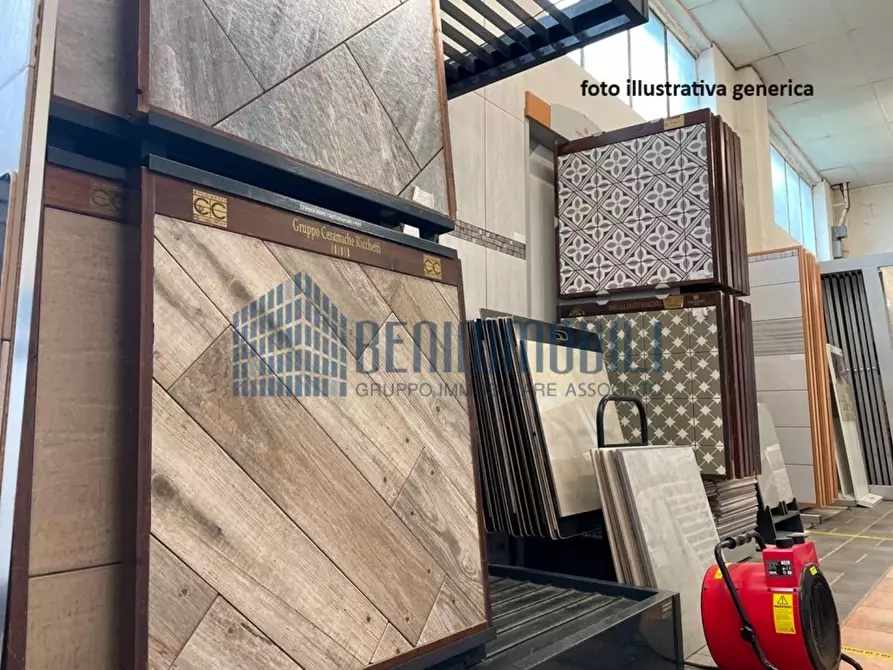 Immagine 11 di Negozio in affitto  in Cascina Fiorita 26 a Adro