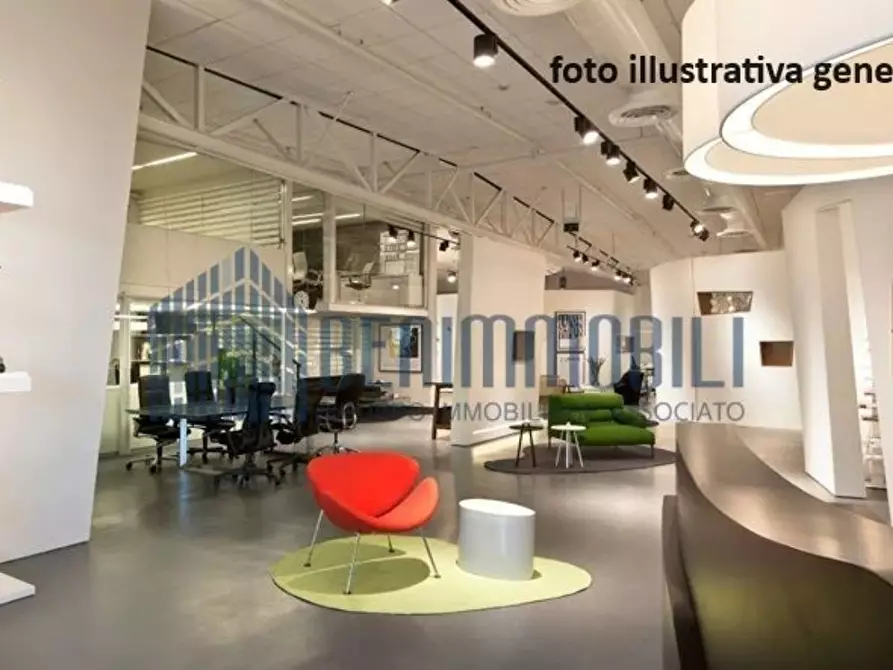 Immagine 10 di Negozio in affitto  in Cascina Fiorita 26 a Adro