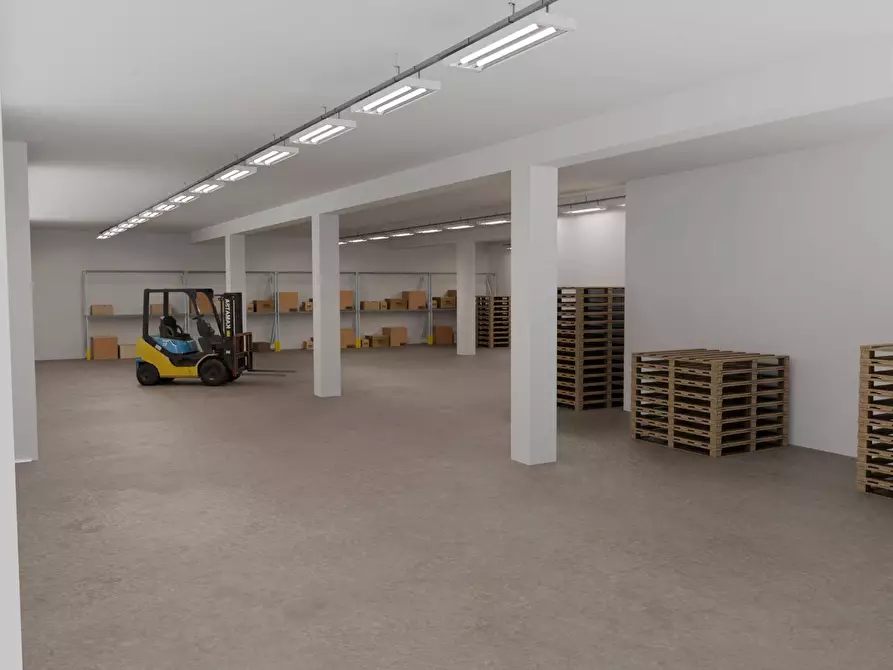 Immagine 2 di Magazzino in vendita  in VIA OSCAR ROMERO SNC a Montichiari