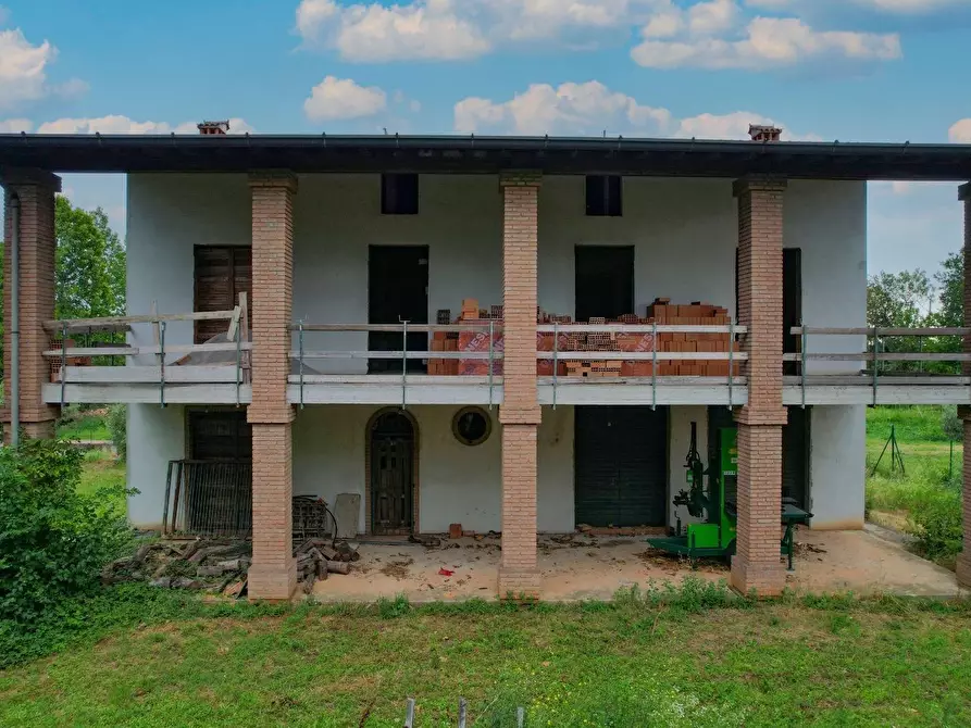 Immagine 1 di Rustico / casale in vendita  in via Caduti Piazza della Loggia snc a Rezzato