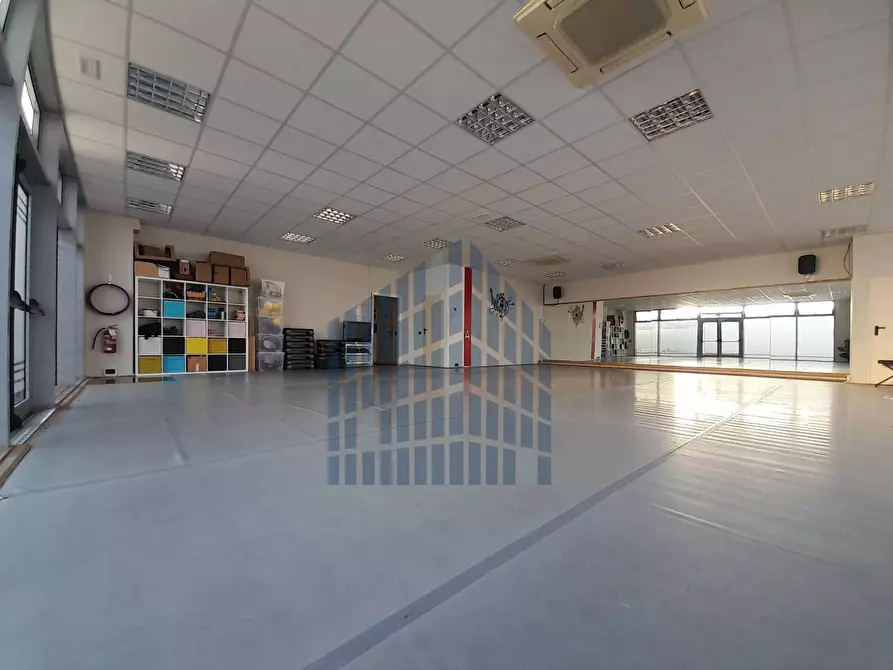 Immagine 1 di Capannone industriale in affitto  in Alessandro Manzoni 38 a Flero