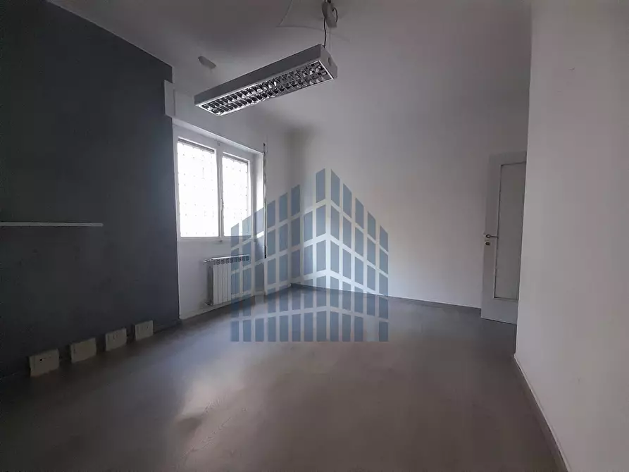 Immagine 4 di Ufficio in affitto  in Via San Rocchino 161 a Brescia