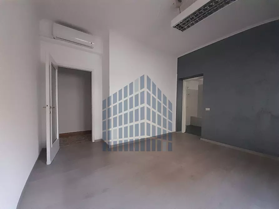 Immagine 5 di Ufficio in affitto  in Via San Rocchino 161 a Brescia