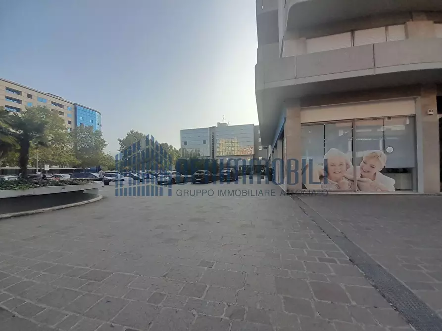 Immagine 27 di Ufficio in affitto  in Via Creta 6 a Brescia