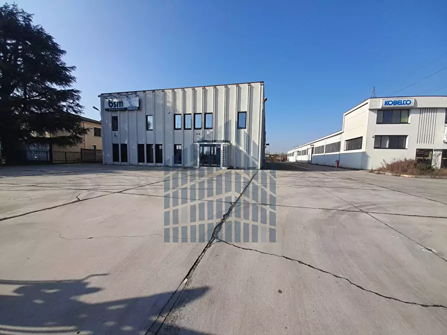 Immagine 4 di Capannone industriale in vendita  in Via Armando Diaz 52 a Acquafredda