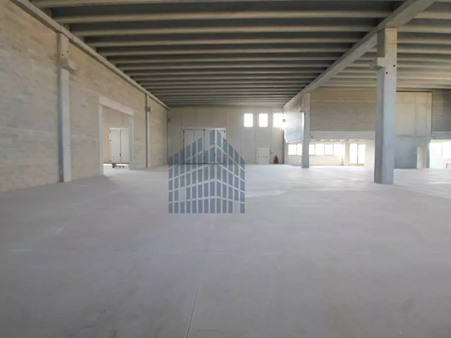 Immagine 33 di Capannone industriale in vendita  in Campo Maggiore 40 a Rovato