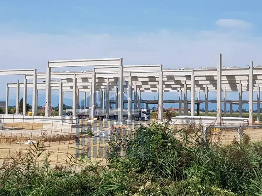 Immagine 10 di Capannone industriale in affitto  in Via Perotti 15 a Brescia