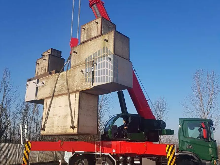 Immagine 9 di Locale commerciale in affitto  in via Calderara 4 a Montichiari