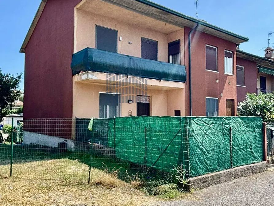 Immagine 29 di Appartamento in vendita  in RESIDENZA LE LAME 10 a Verolavecchia