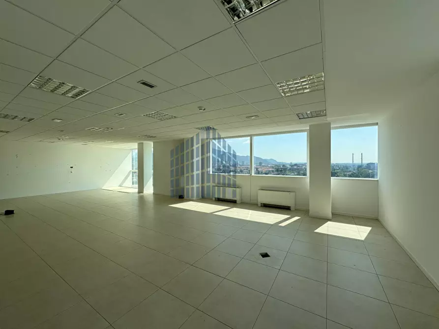 Immagine 7 di Ufficio in vendita  in Via Flero 46 a Brescia